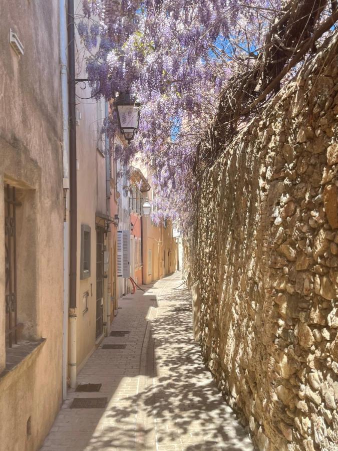 Grand Studio Neuf A 50 M Du Port Saint-Tropez Esterno foto